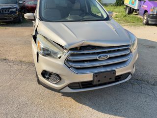 2017 Ford Escape Titanium - Primary Damage Right Image